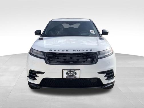 2026 Land Rover Range Rover Velar Dynamic SE