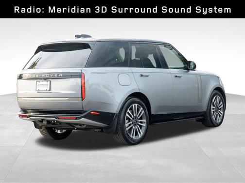 2024 Land Rover Range Rover P530 SE