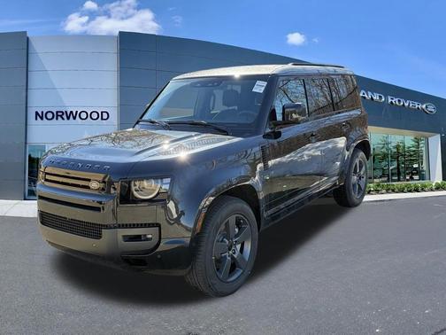 Santorini Black 2026 Land Rover Defender P400 X-Dynamic SE