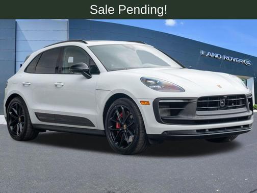 Carrara White Metallic 2024 Porsche Macan GTS