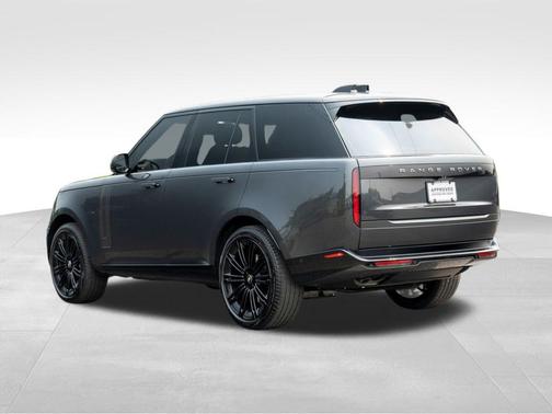 2024 Land Rover Range Rover P530 SE