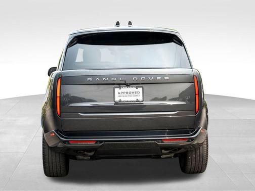 2024 Land Rover Range Rover P530 SE