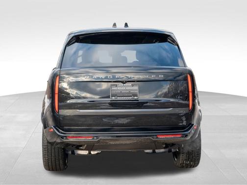 2026 Land Rover Range Rover P400 SE 7 Seat