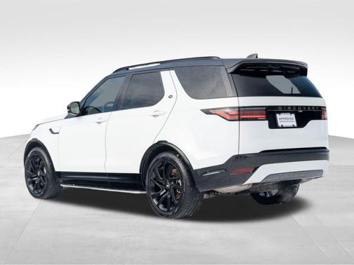 2024 Land Rover Discovery P300 Dynamic SE