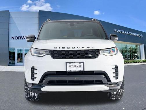 2024 Land Rover Discovery P300 Dynamic SE