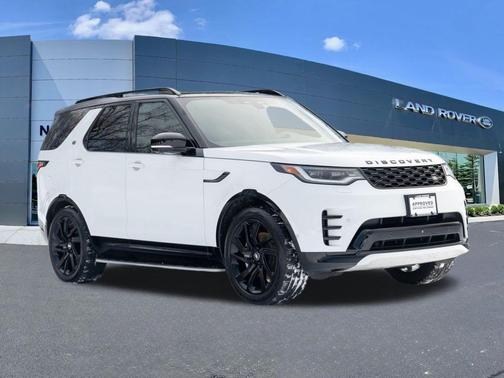2024 Land Rover Discovery P300 Dynamic SE