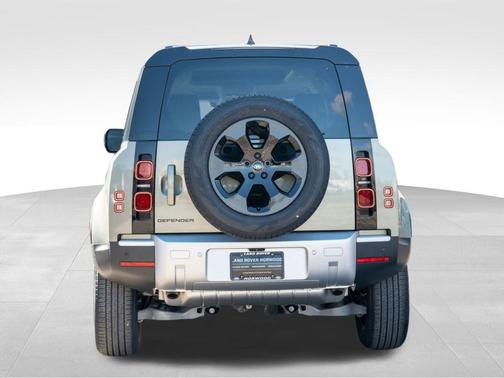 2025 Land Rover Defender P400 S