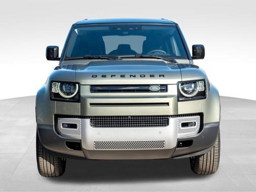 2025 Land Rover Defender P400 S