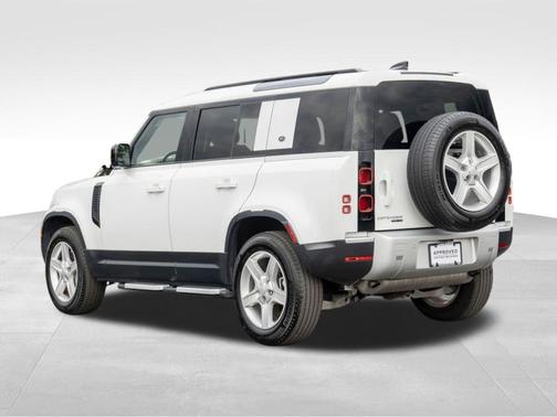 2020 Land Rover Defender 110 SE
