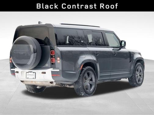 2023 Land Rover Defender SE