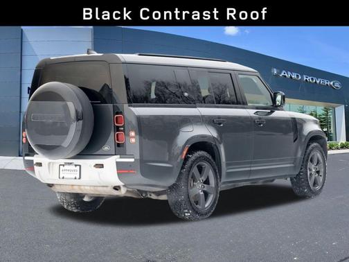 2023 Land Rover Defender SE