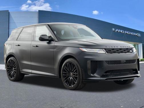 Ligurian Black In Gloss Finish 2025 Land Rover Range Rover Sport P635 SV Edition Two