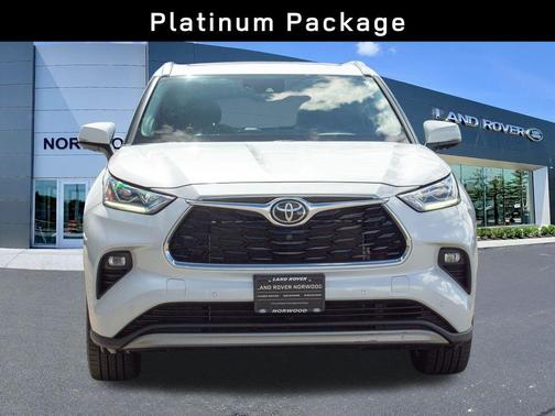 Wind Chill Pearl 2022 Toyota Highlander Platinum