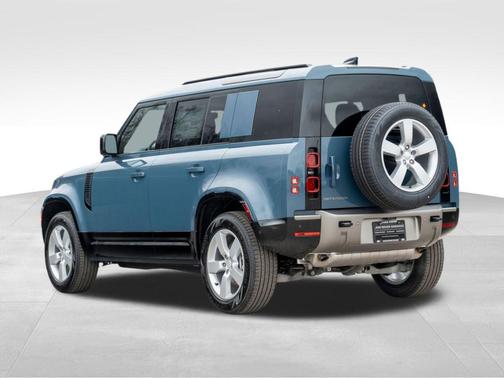 2025 Land Rover Defender P400 X-Dynamic SE