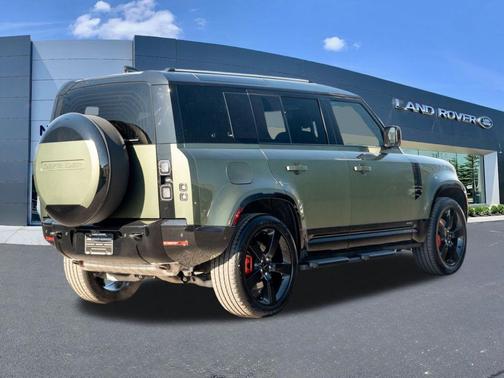 2026 Land Rover Defender 110 X