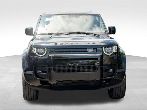 2025 Land Rover Defender P400 X