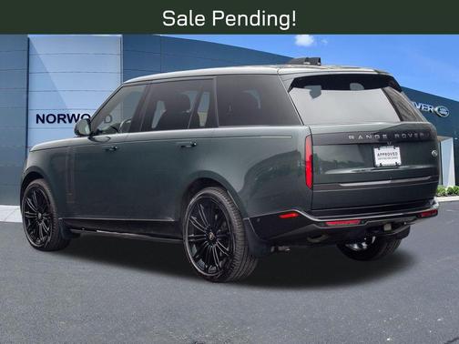 Belgravia Green 2023 Land Rover Range Rover P400 SE