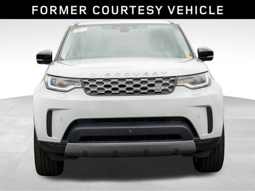 2024 Land Rover Discovery P300 S