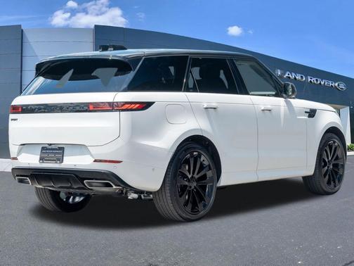 Ostuni Pearl White 2026 Land Rover Range Rover Sport P400 Dynamic SE