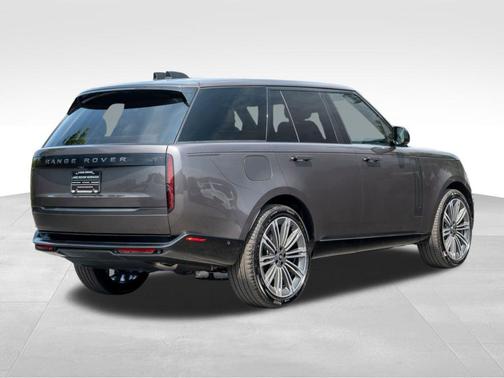 2025 Land Rover Range Rover P400 SE