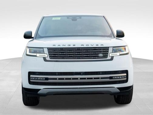 2026 Land Rover Range Rover SE