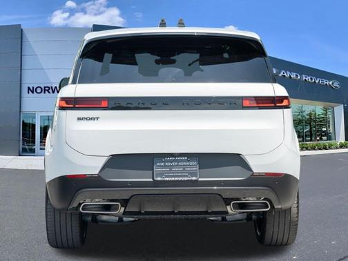 Fuji White 2026 Land Rover Range Rover Sport P360 SE
