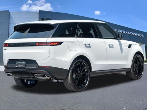 Fuji White 2026 Land Rover Range Rover Sport P360 SE