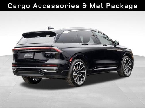 2024 Lincoln Nautilus Black Label