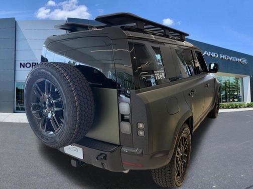 Woolstone Green 2026 Land Rover Defender P300 S