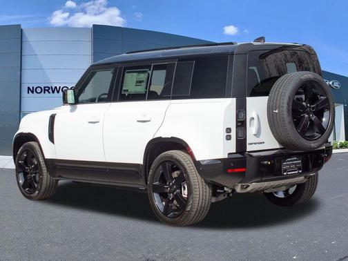 Fuji White 2026 Land Rover Defender P400 X-Dynamic SE