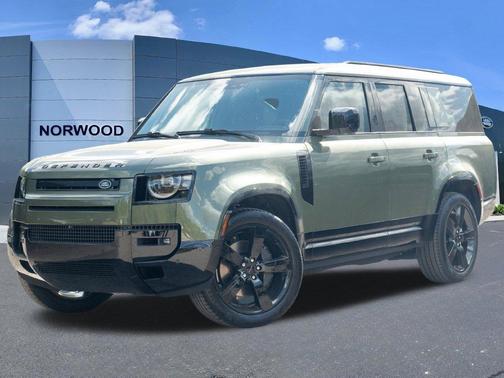 Woolstone Green 2026 Land Rover Defender P400 X-Dynamic SE