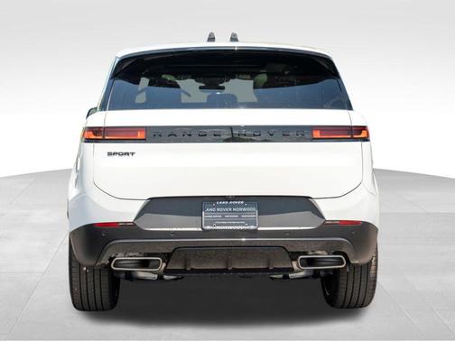 2025 Land Rover Range Rover Sport P360 SE