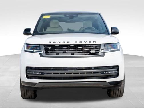 2025 Land Rover Range Rover P530 SE