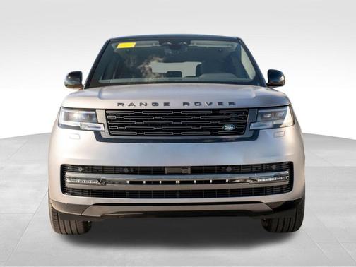 2025 Land Rover Range Rover P400 SE 7 Seat