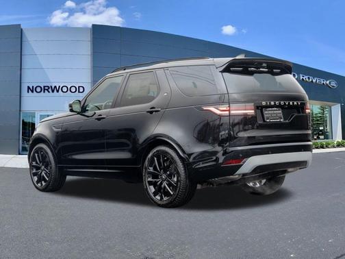 2026 Land Rover Discovery Tempest Edition
