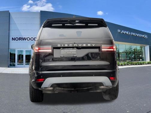 2026 Land Rover Discovery Tempest Edition