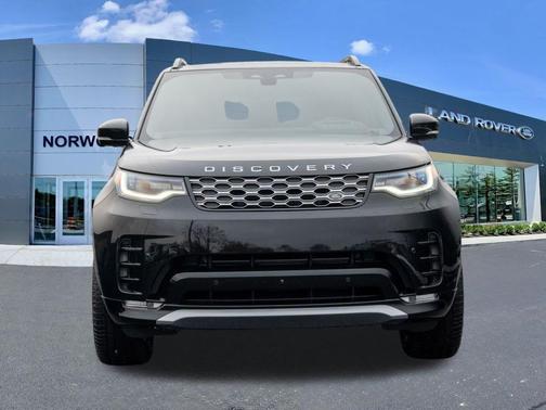 2026 Land Rover Discovery Tempest Edition