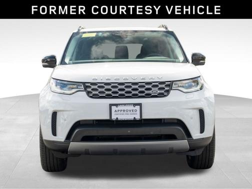 2024 Land Rover Discovery P300 S