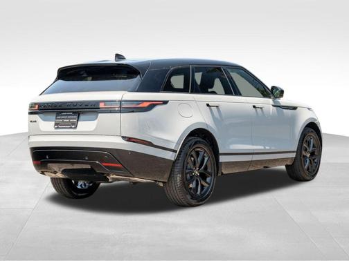 2026 Land Rover Range Rover Velar P250 Dynamic SE