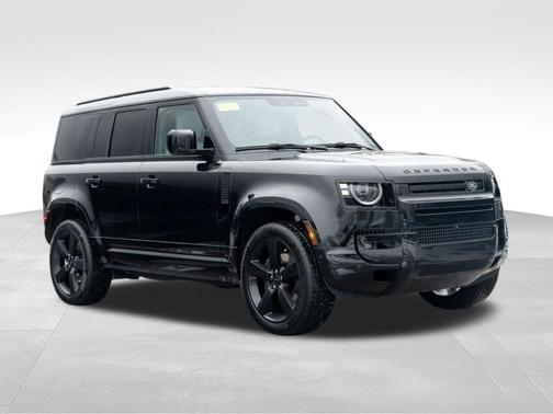 2026 Land Rover Defender 110 X-Dynamic SE