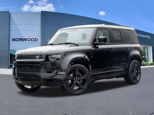 2026 Land Rover Defender 110 X-Dynamic SE
