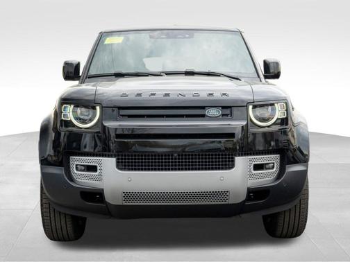 2025 Land Rover Defender P300 S