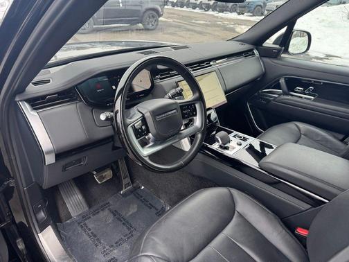 2023 Land Rover Range Rover P400 SE