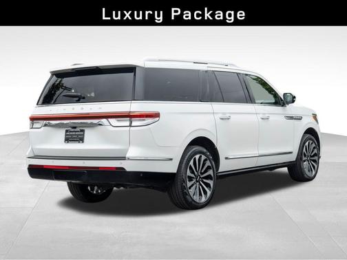 2024 Lincoln Navigator L Reserve