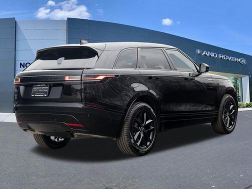 2026 Land Rover Range Rover Velar P250 Dynamic SE