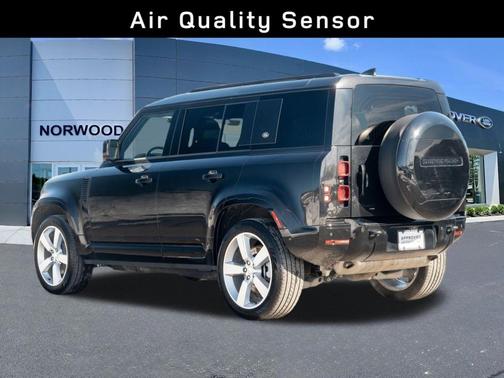 2023 Land Rover Defender 110 X-Dynamic SE