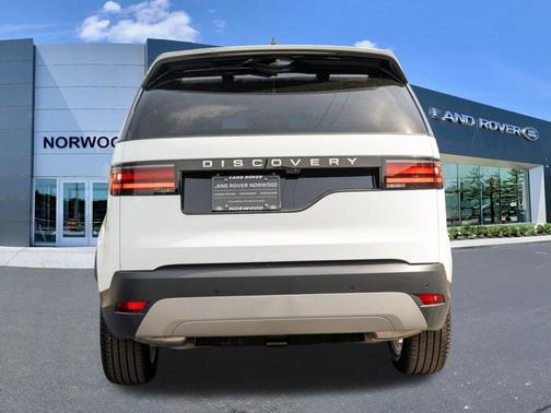 Fuji White 2025 Land Rover Discovery P300 S