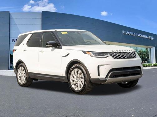 Fuji White 2025 Land Rover Discovery P300 S