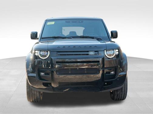 2026 Land Rover Defender 110 X-Dynamic SE