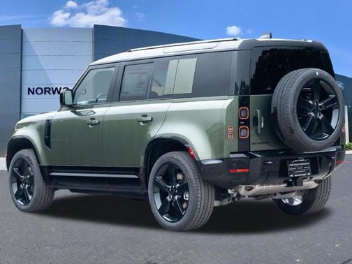 Woolstone Green 2026 Land Rover Defender P400 X-Dynamic SE